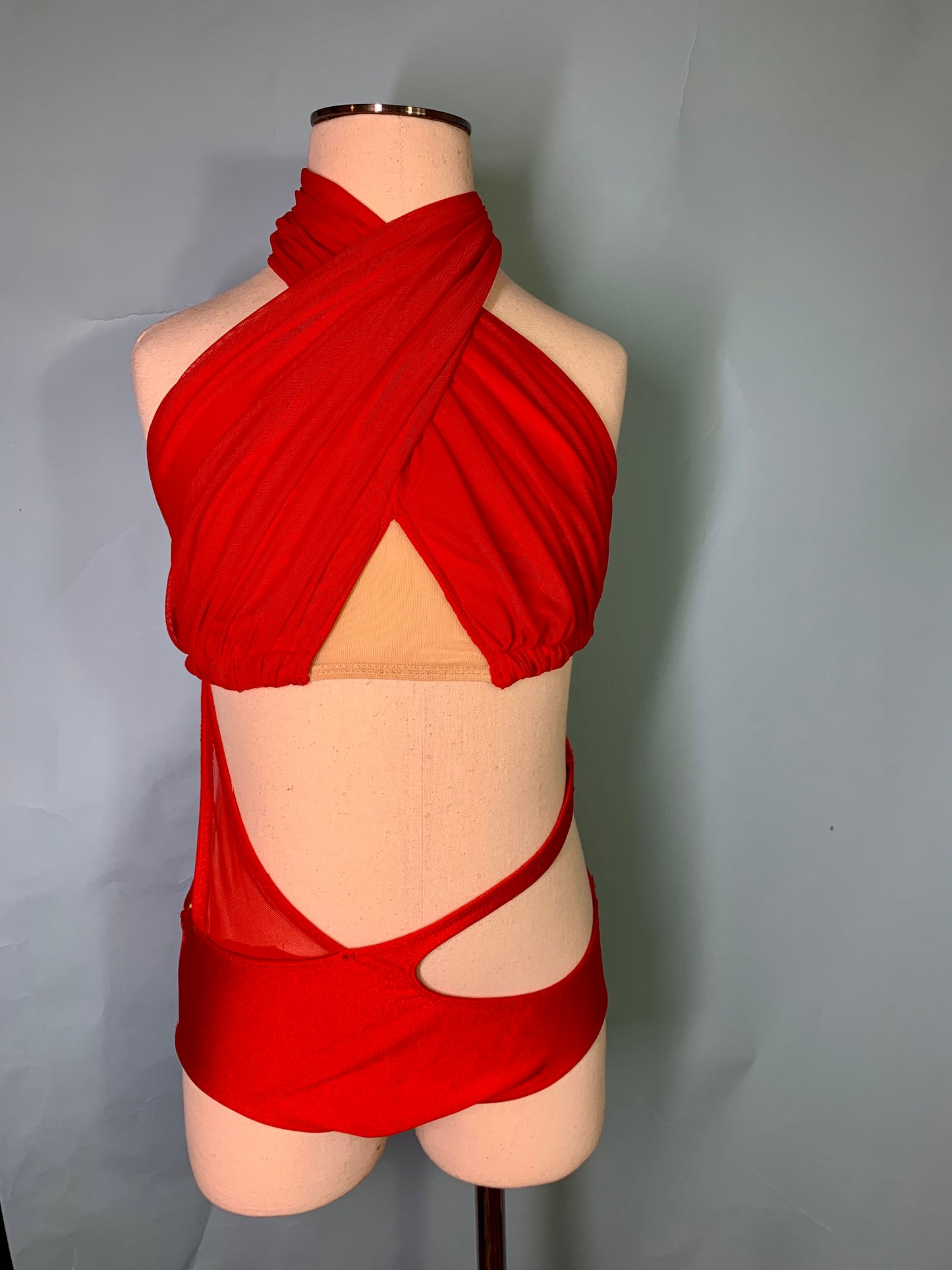 Contemporary wrap leo