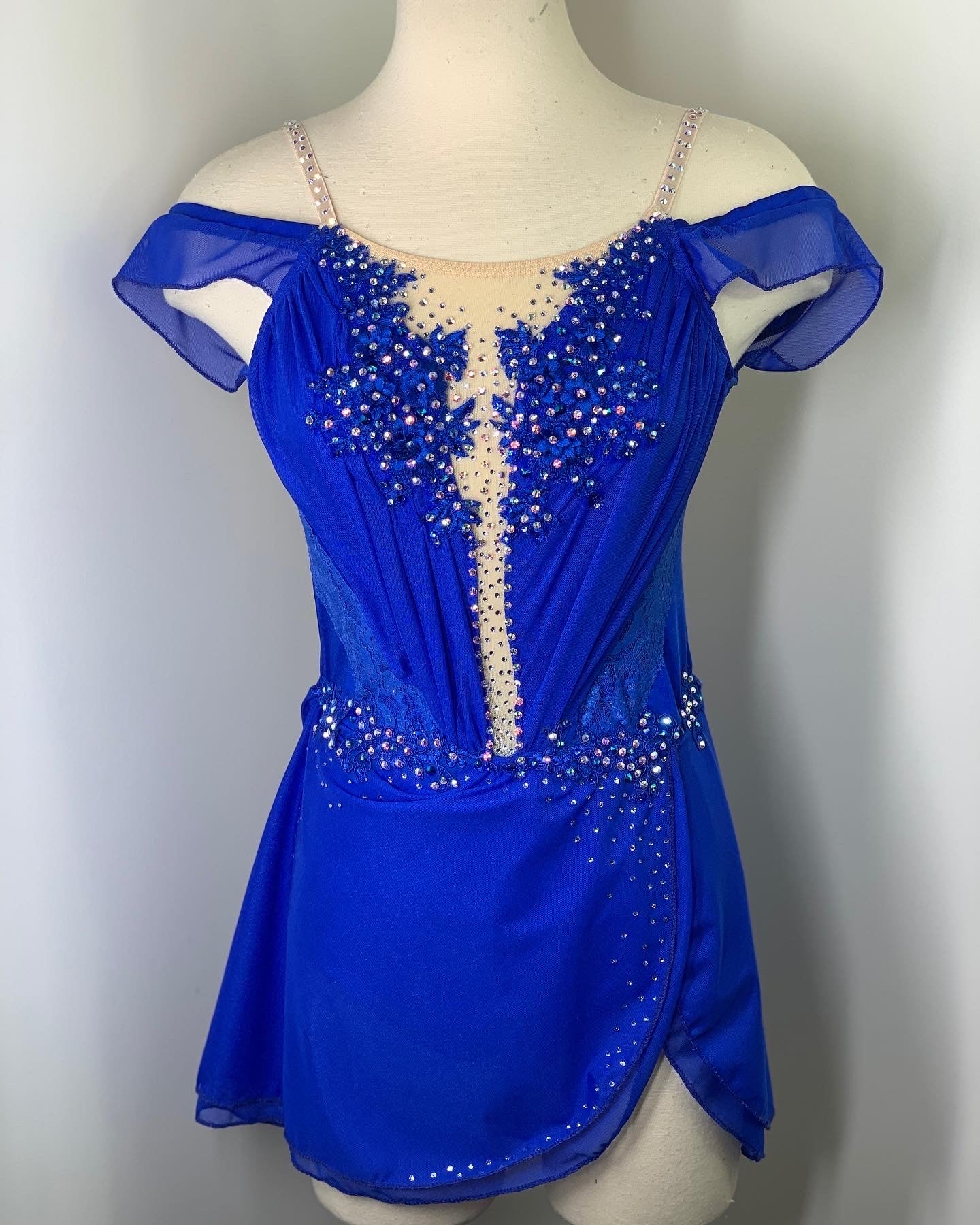 FIGURE SKATING DRESSES