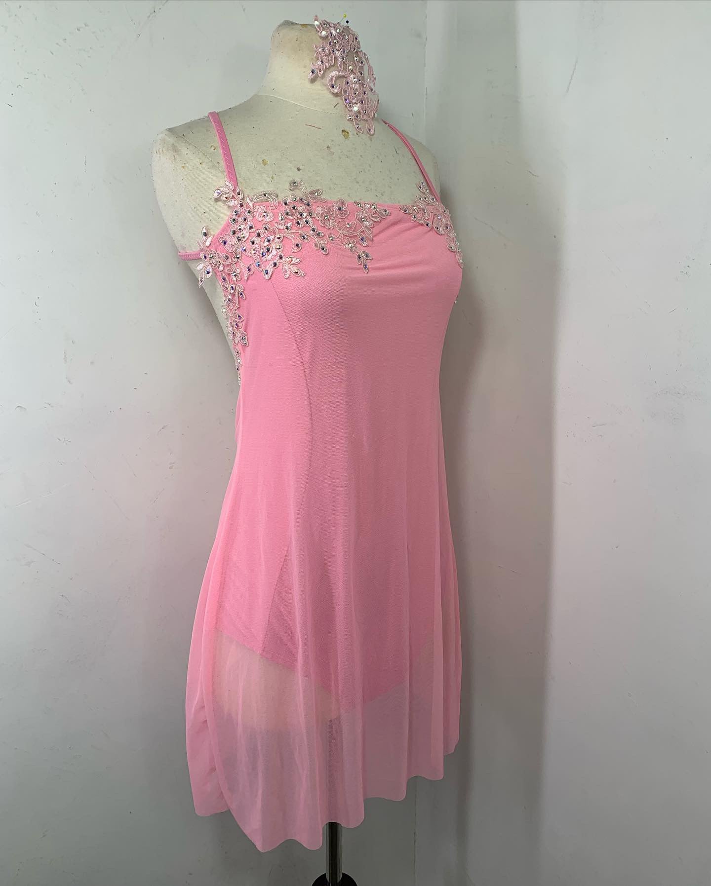 APPLIQUED DANCE DRESS