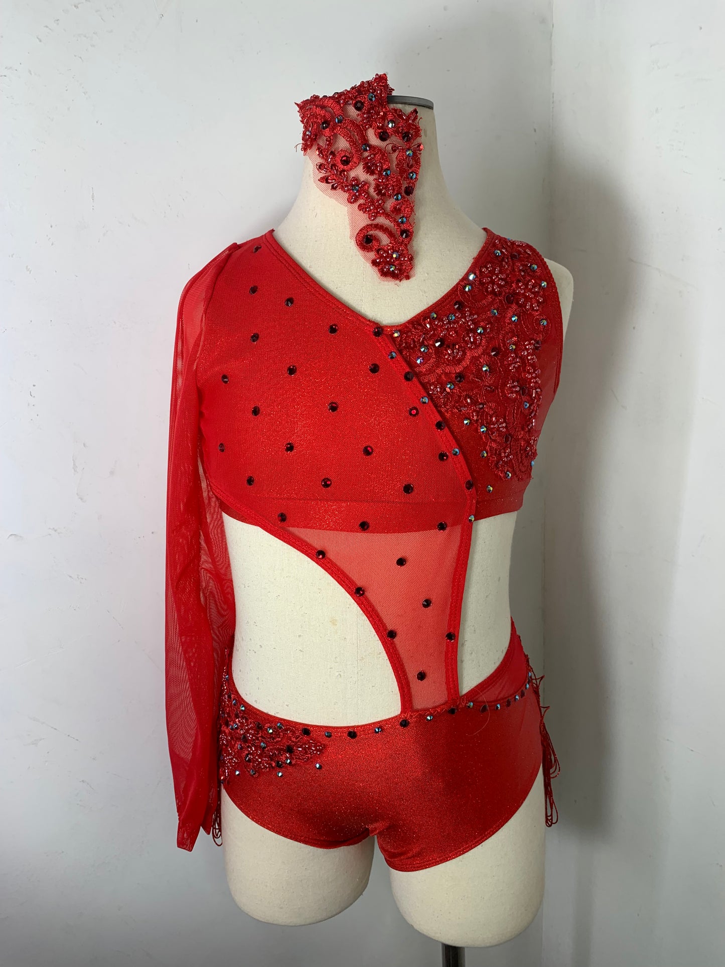 MAISE 1 sleeve holo red Jazz dance costume