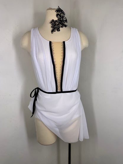 SERENA contemporary dance costume in white and black dance