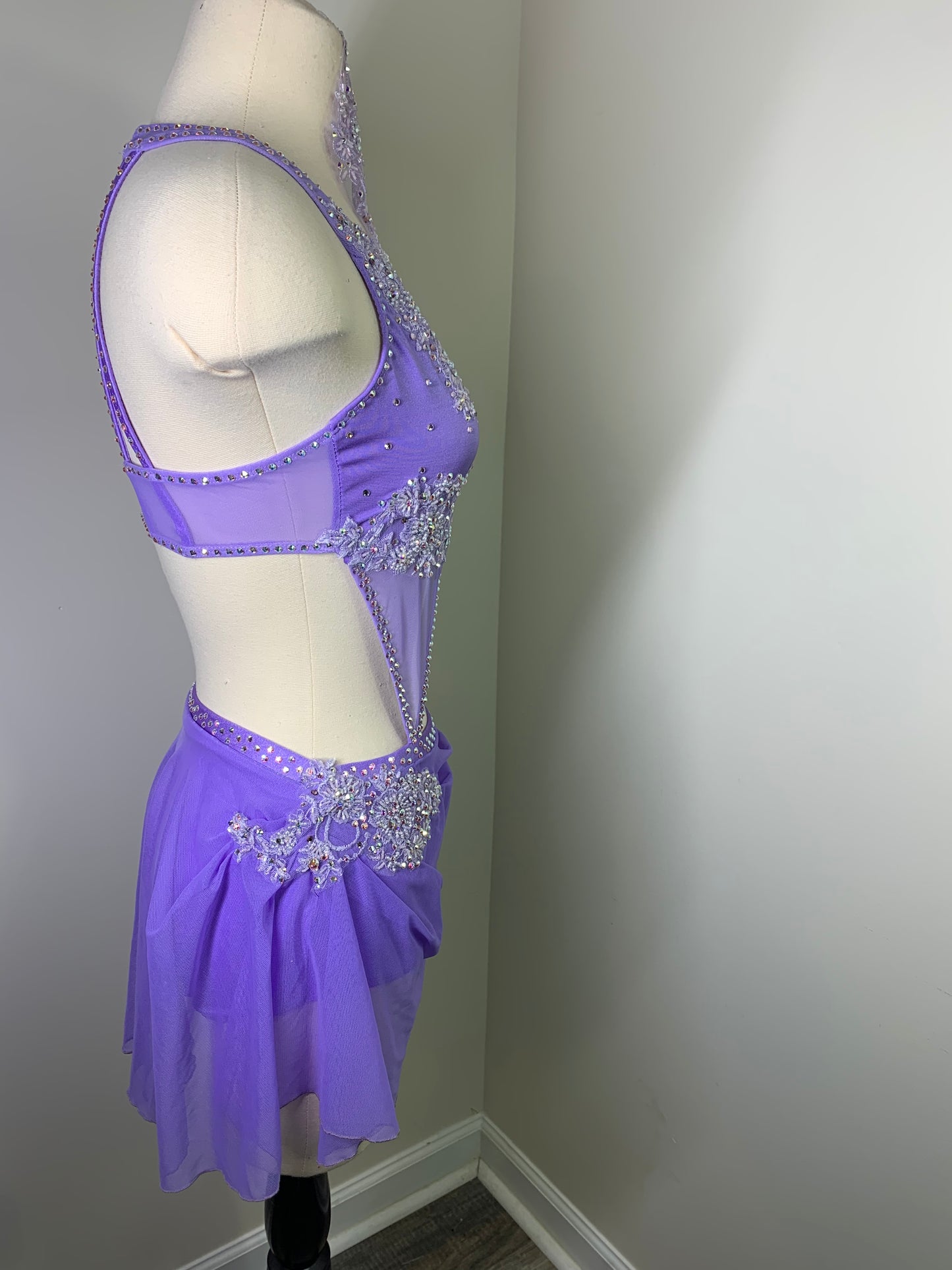 BIRDIE Lilac beaded applique dance costume